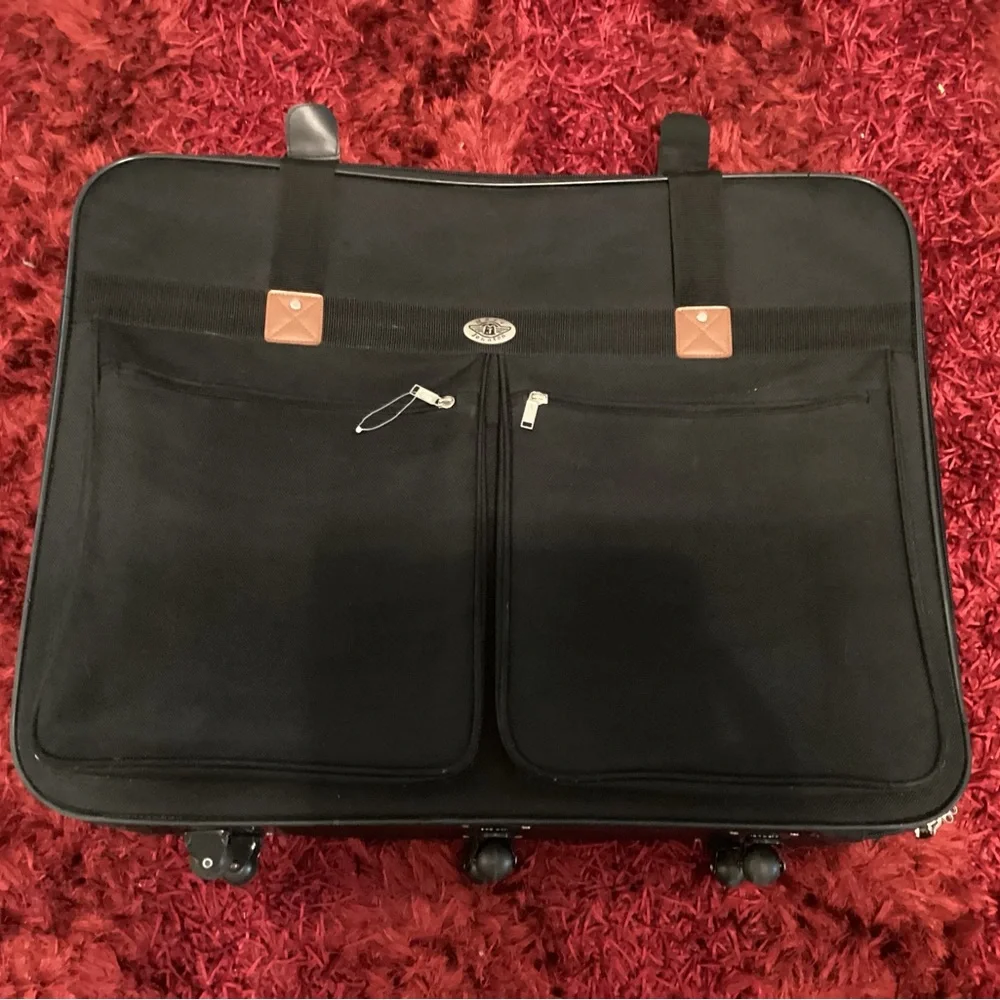 Elegant Black Travel Bag with Leather Accents